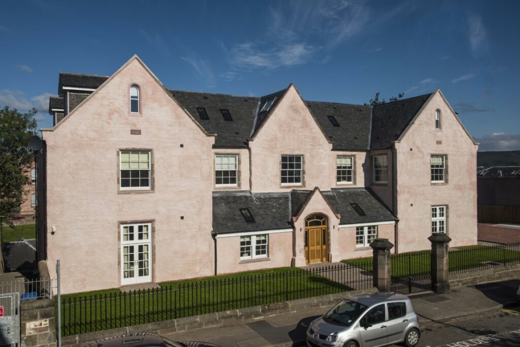 Ardconnel Court Inverness 10